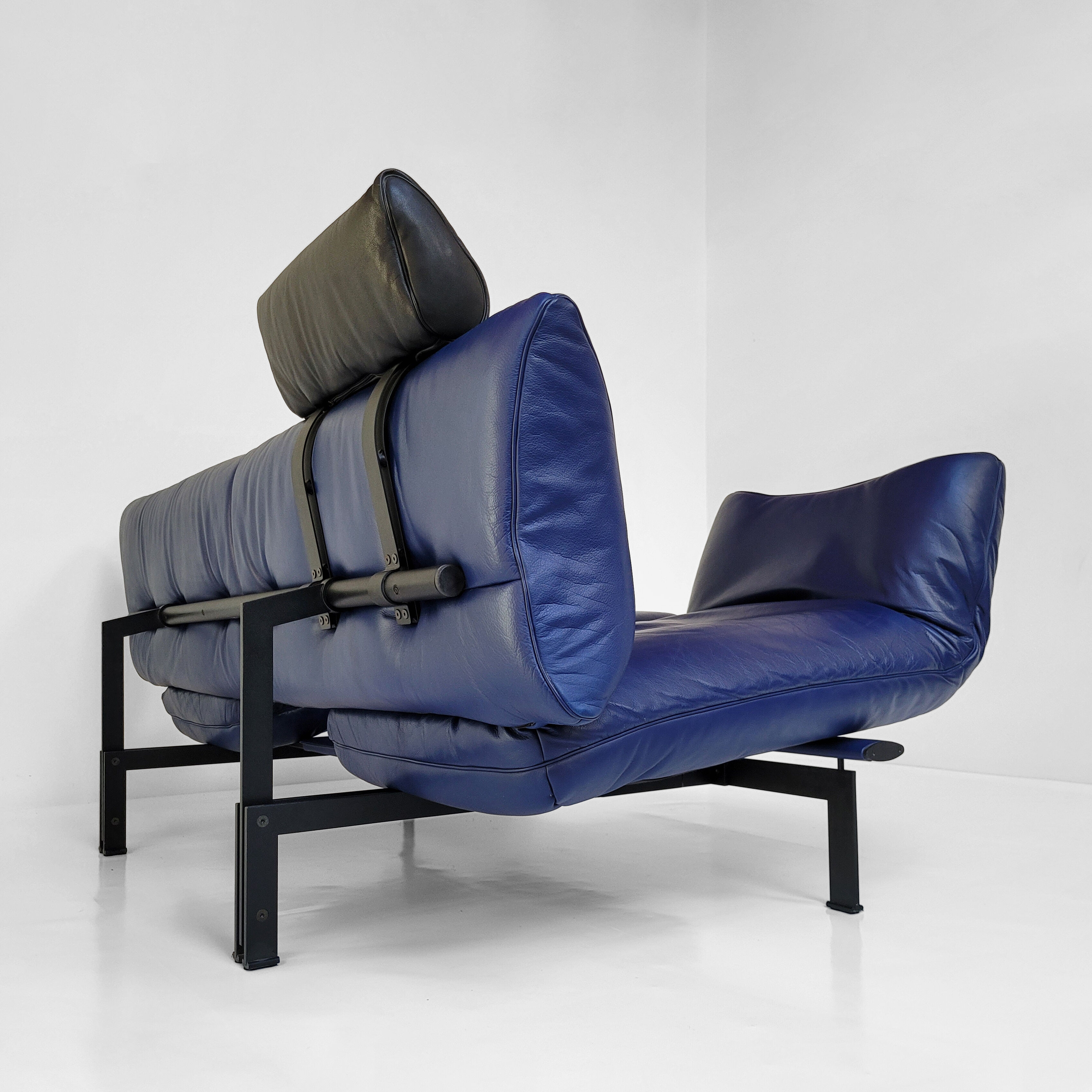DS-140 sofa, by Reto Frigg for De Sede