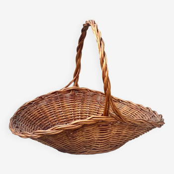 Wicker basket