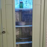 Armoire vitrée parisienne