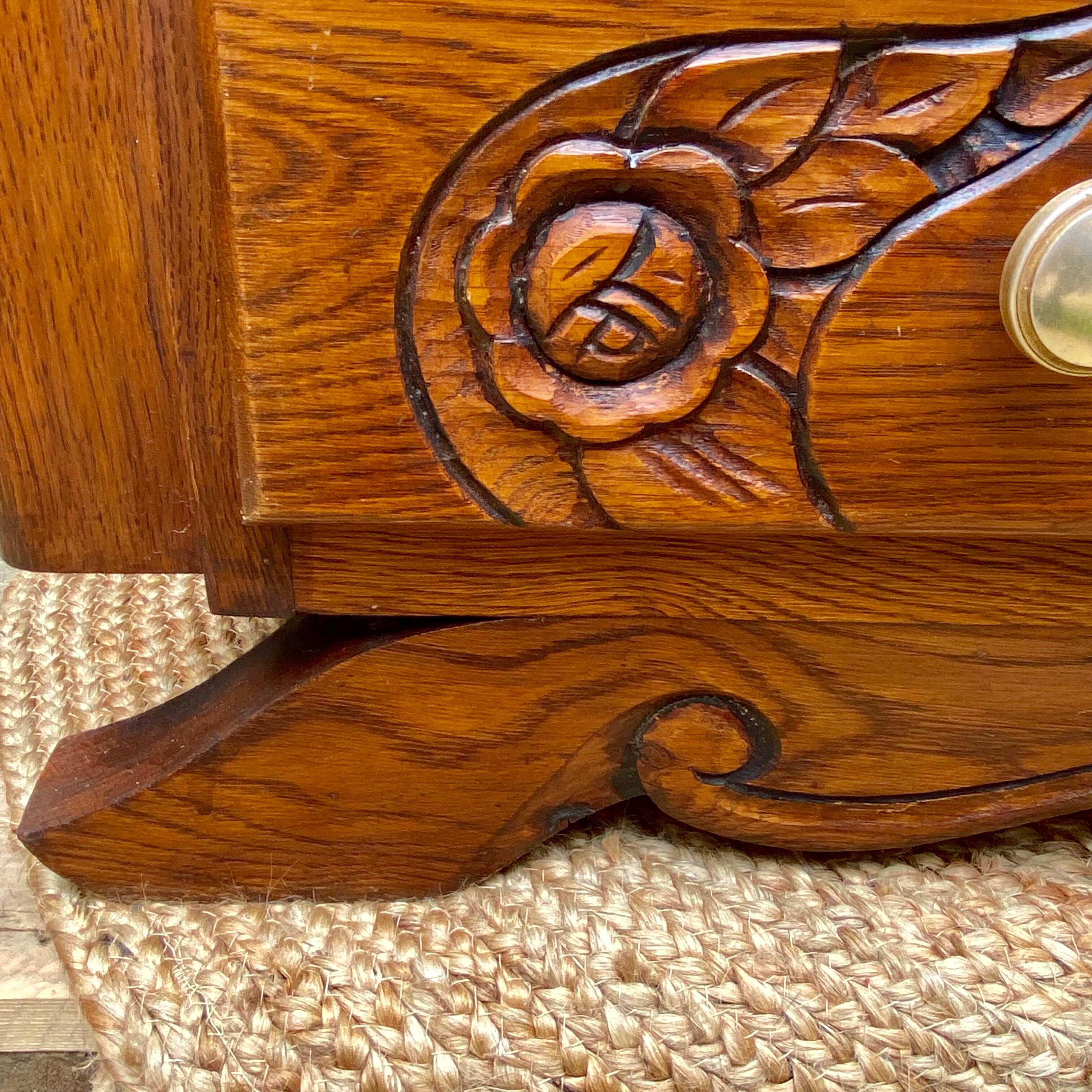 Art Deco chest of drawers in solid oak