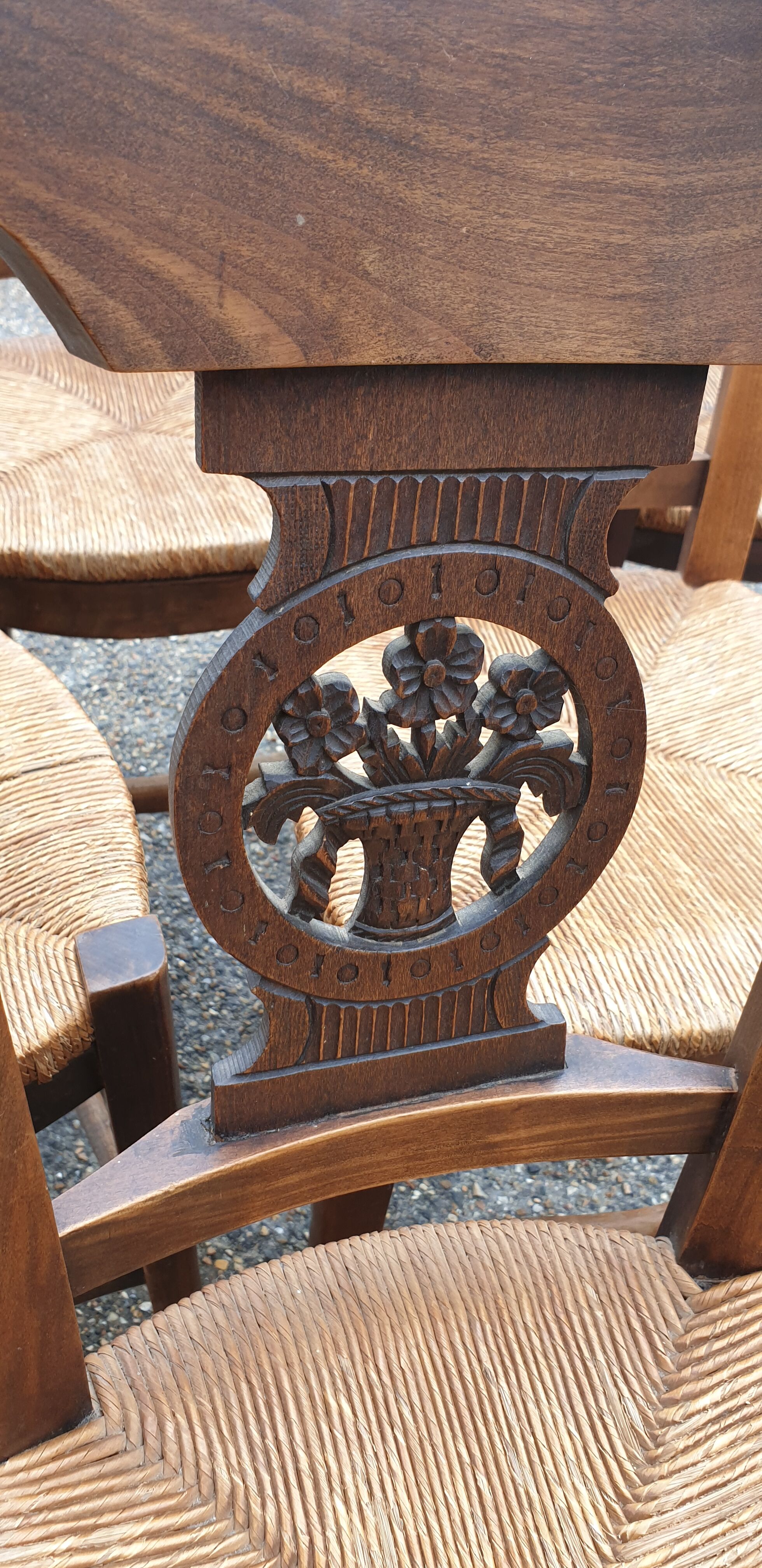 6 mulched chairs empire