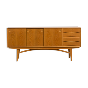 Enfilade en chêne scandinave avec