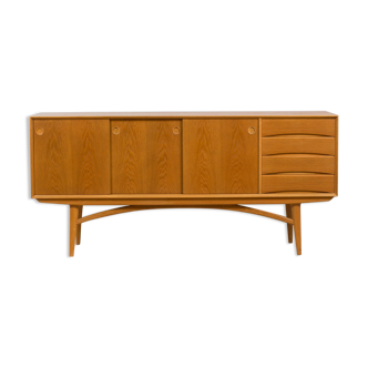 Scandinavian oak sideboard with sliding doors and 4 drawers