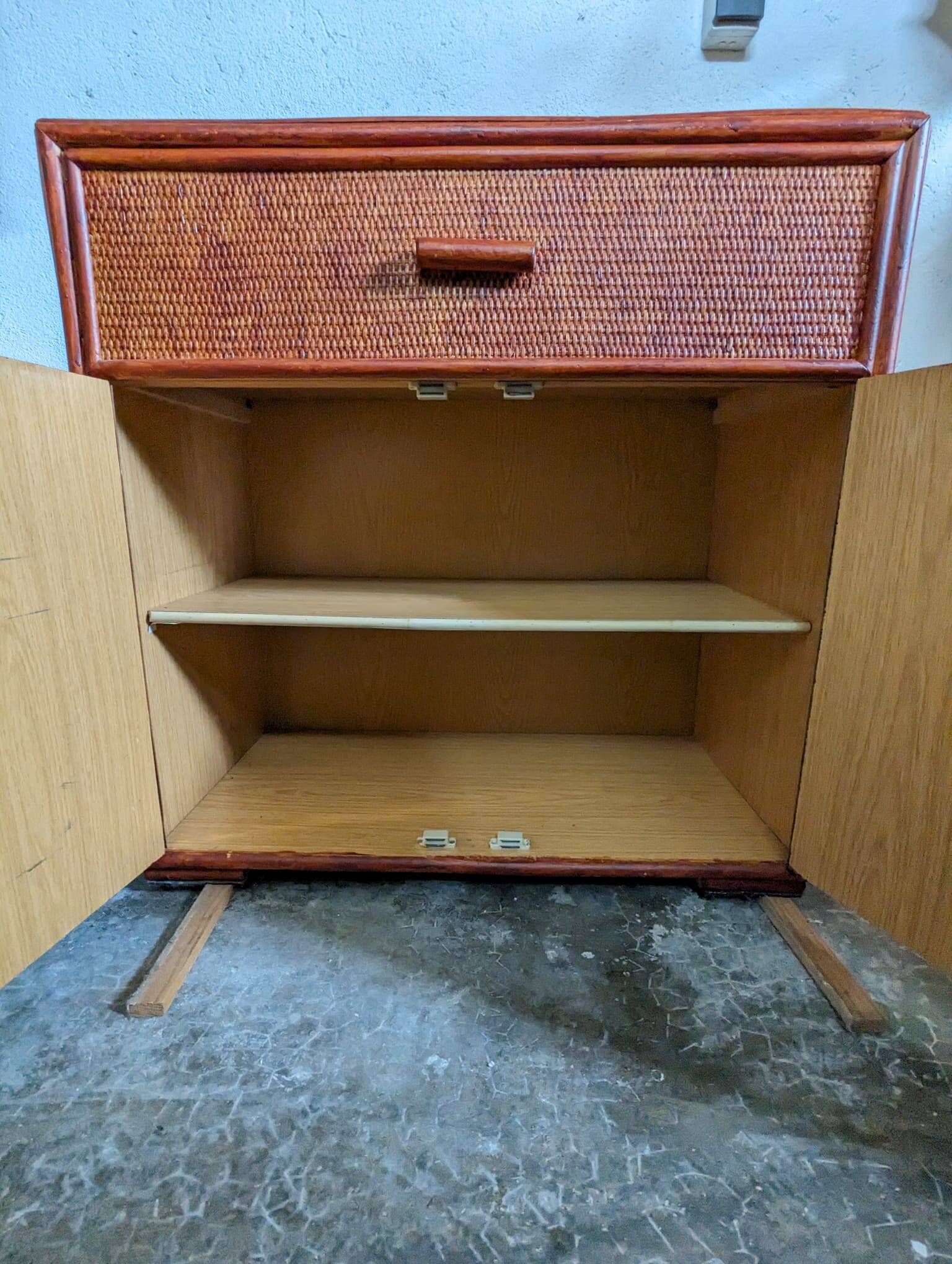 Rattan chest of drawers with one large drawer and two hinged doors - mahogany color