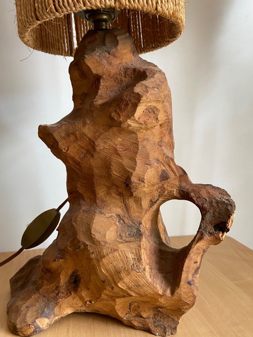 Brutalist style lamp, raw wood and rope