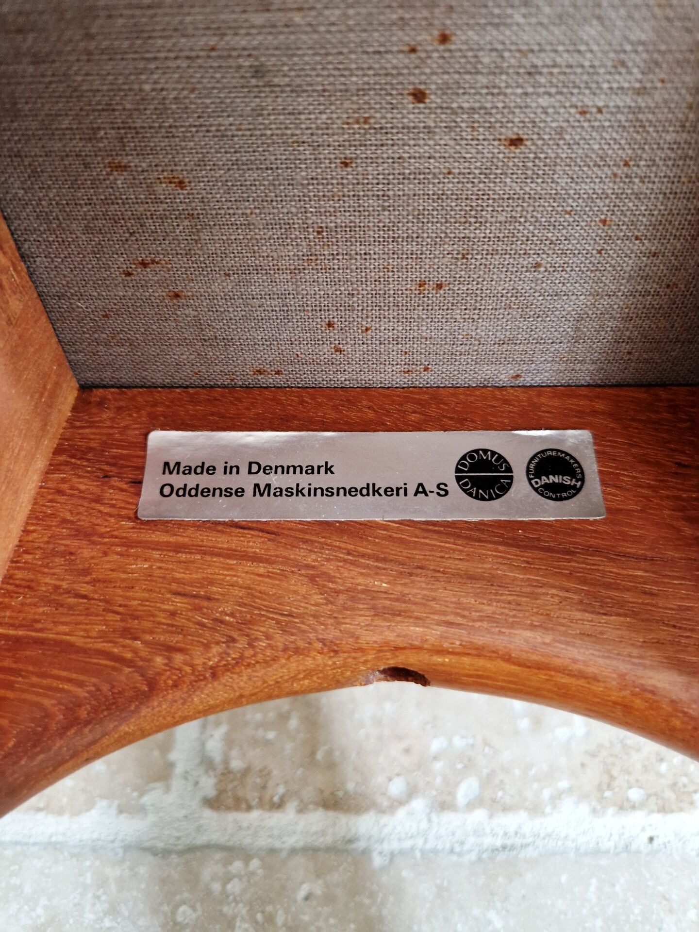 Scandinavian stool in solid teak, design by Erik Buch, Denmark, 1960.