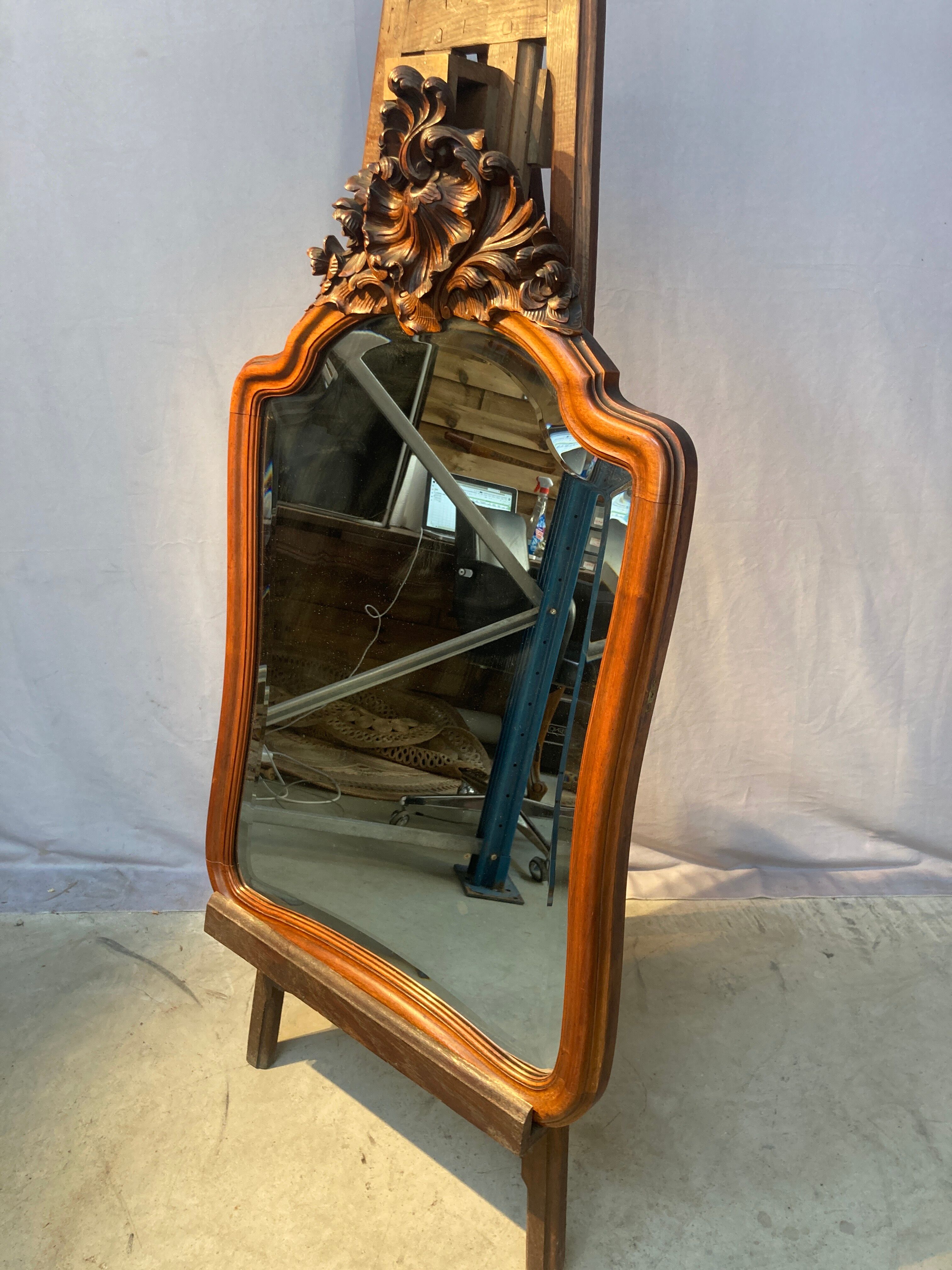 Carved wooden mirror 100x62cm