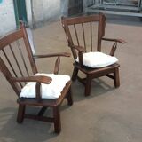 Paire de fauteuils en chêne brutaliste 1970