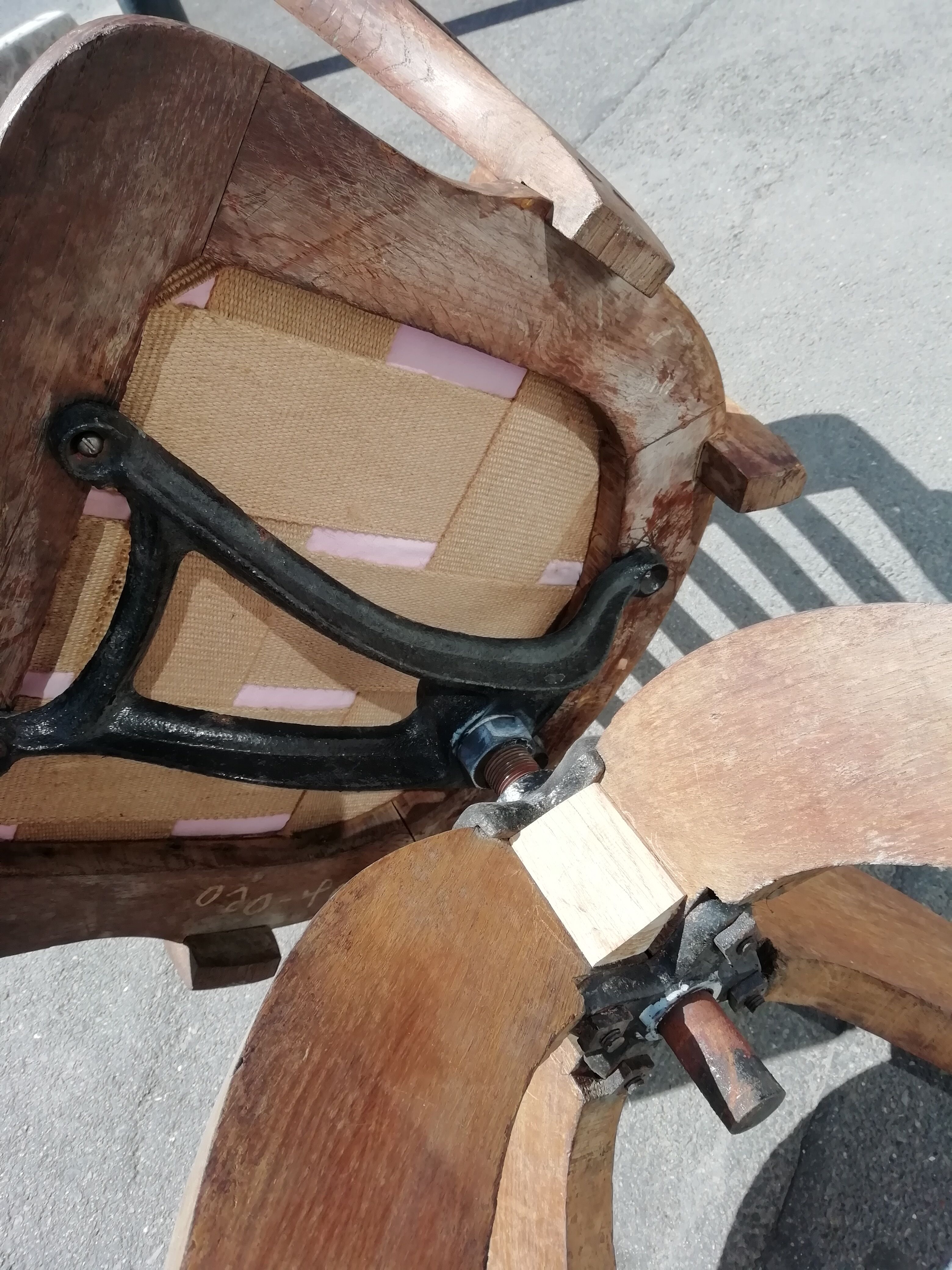 "American" office armchair