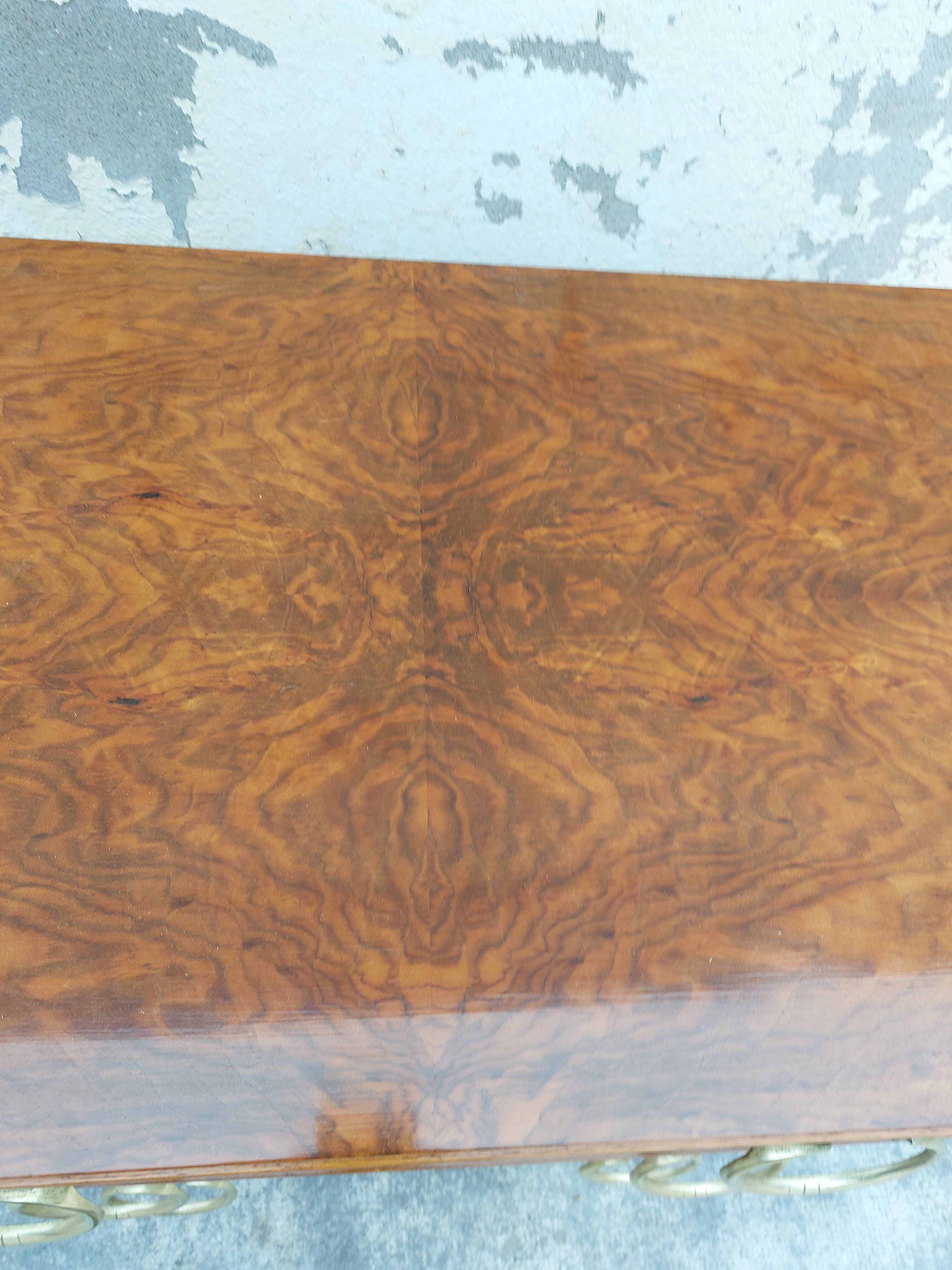 Art Deco period chest of drawers in walnut 1930