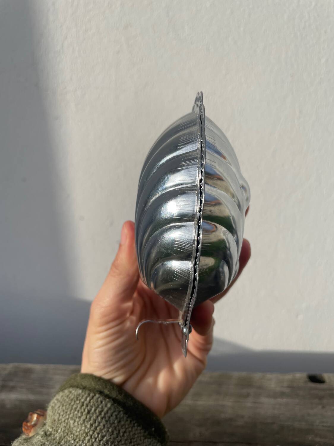 Metal shell butter dish