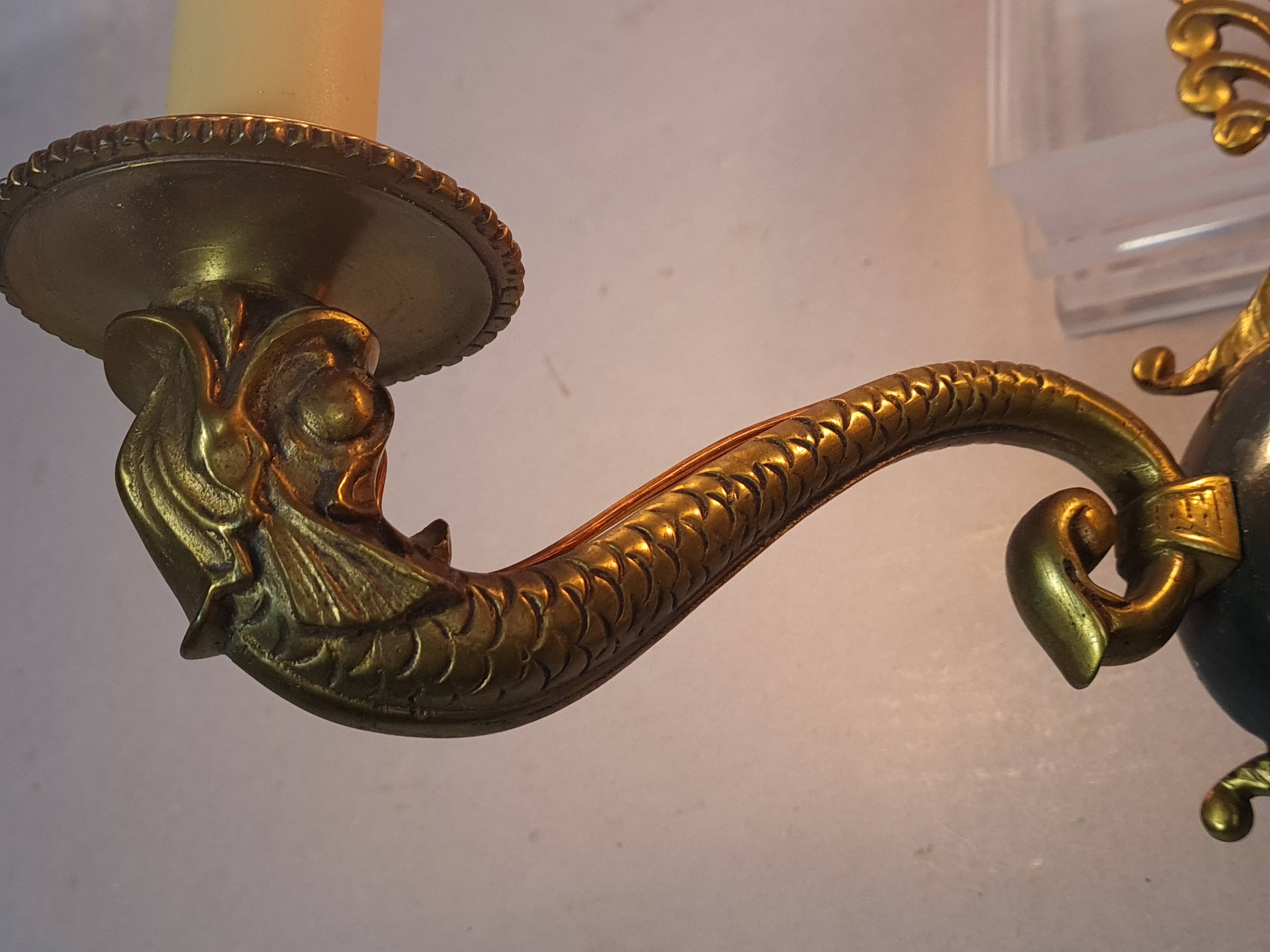 Paire anciennes appliques style Empire dauphins & palmes bronze C859