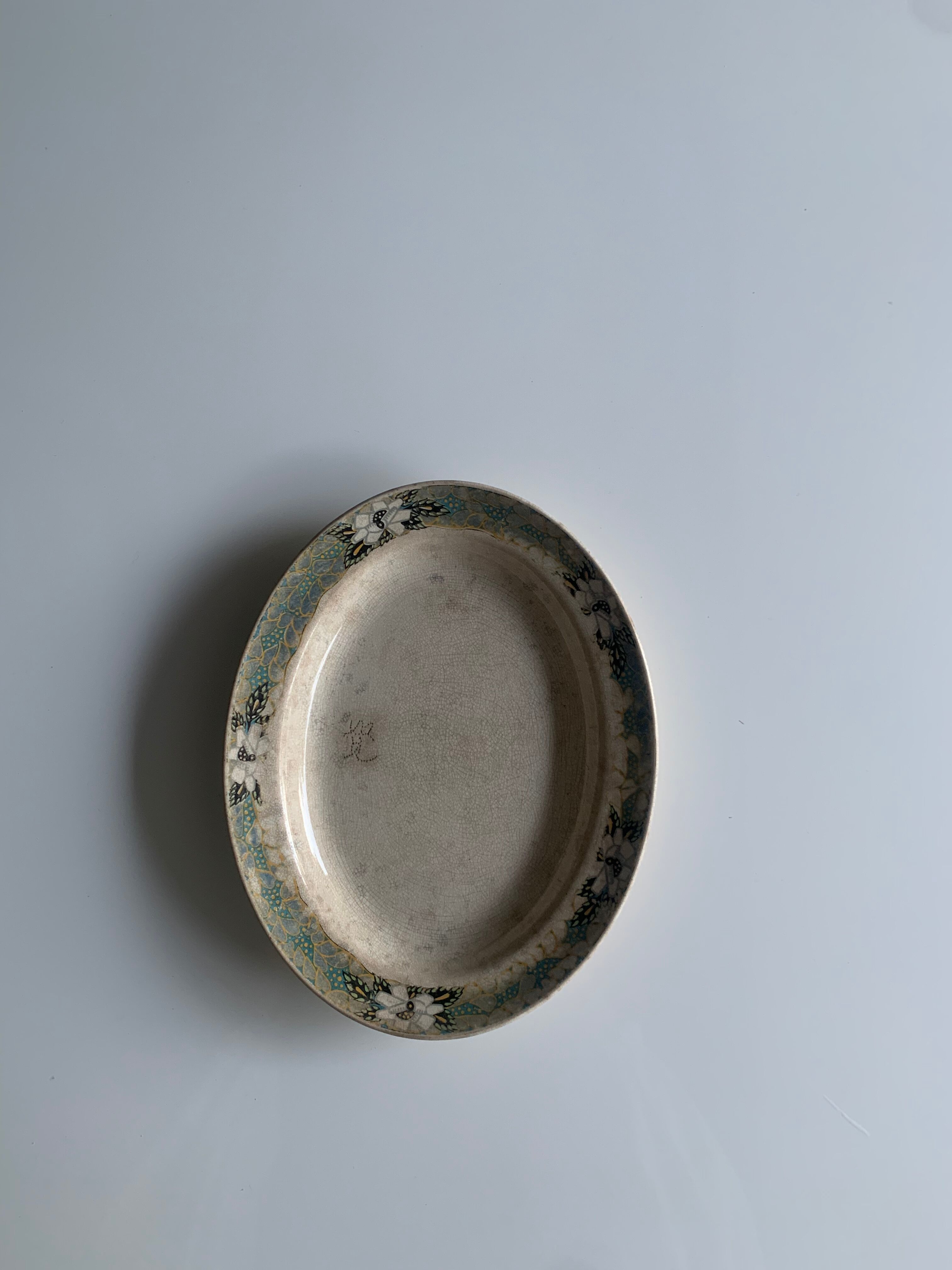 Dish 26.7 x 21 cm , Alfred Meakin , England