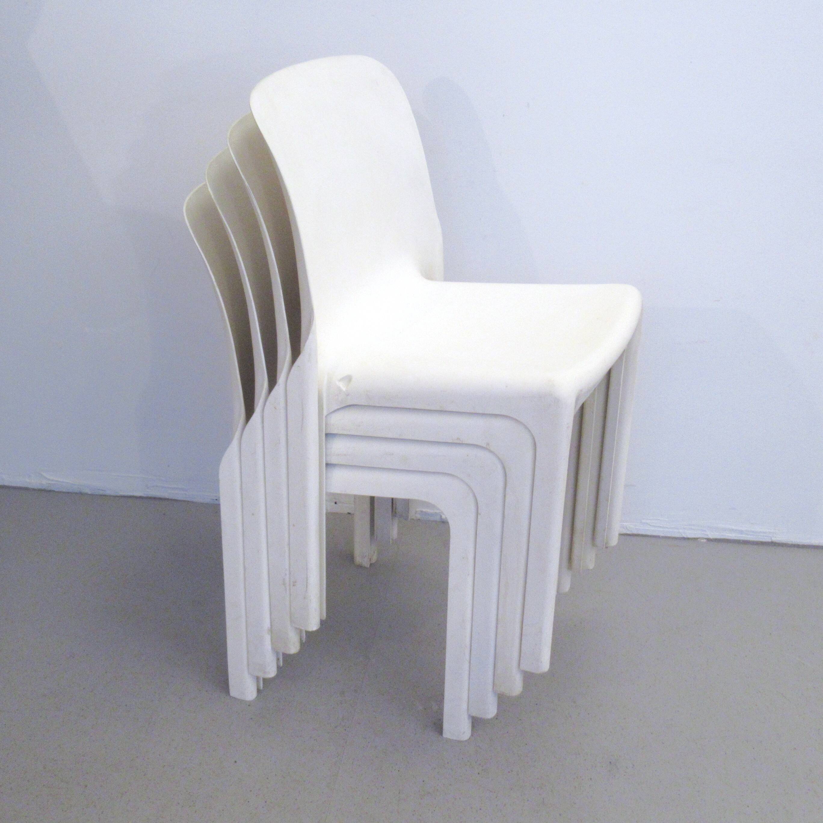 Set of 4 white Selene chairs by Magistretti Artemide