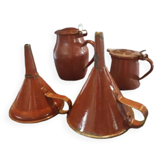 4 pots and funnels in enamelled sheet metal