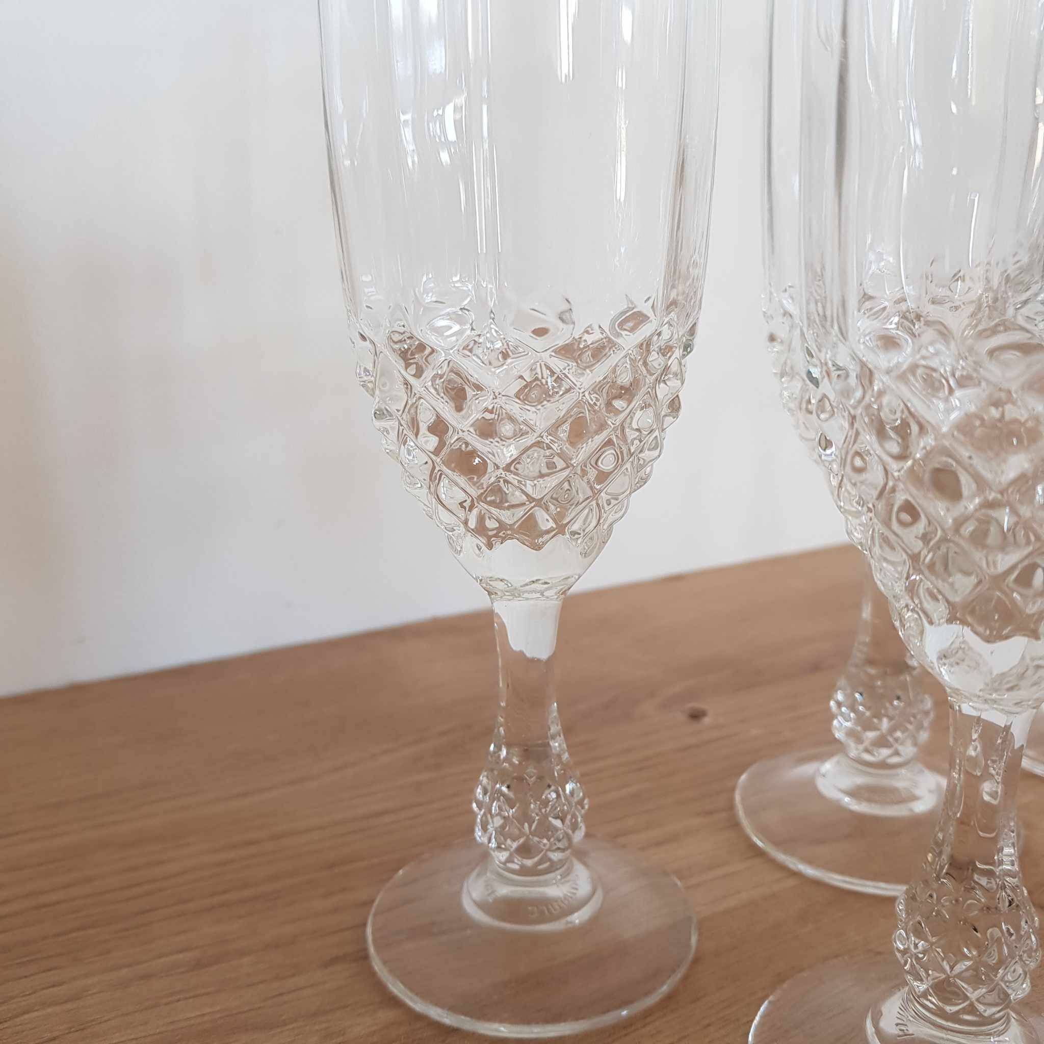 Luminarc Cristal d'Arques champagne glass - "Chenonceaux" model