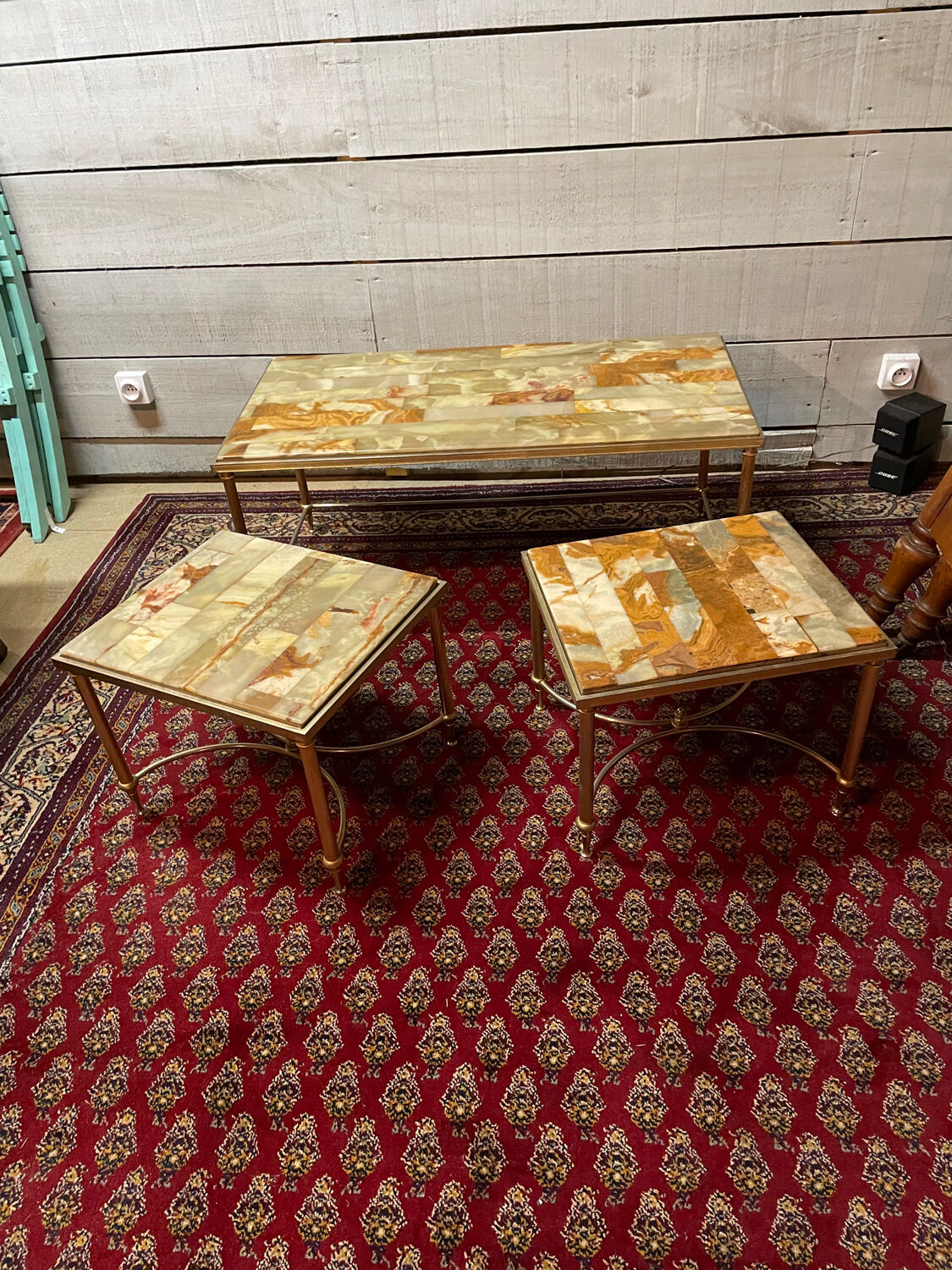 Nesting coffee table in onyx, 70s/80s design