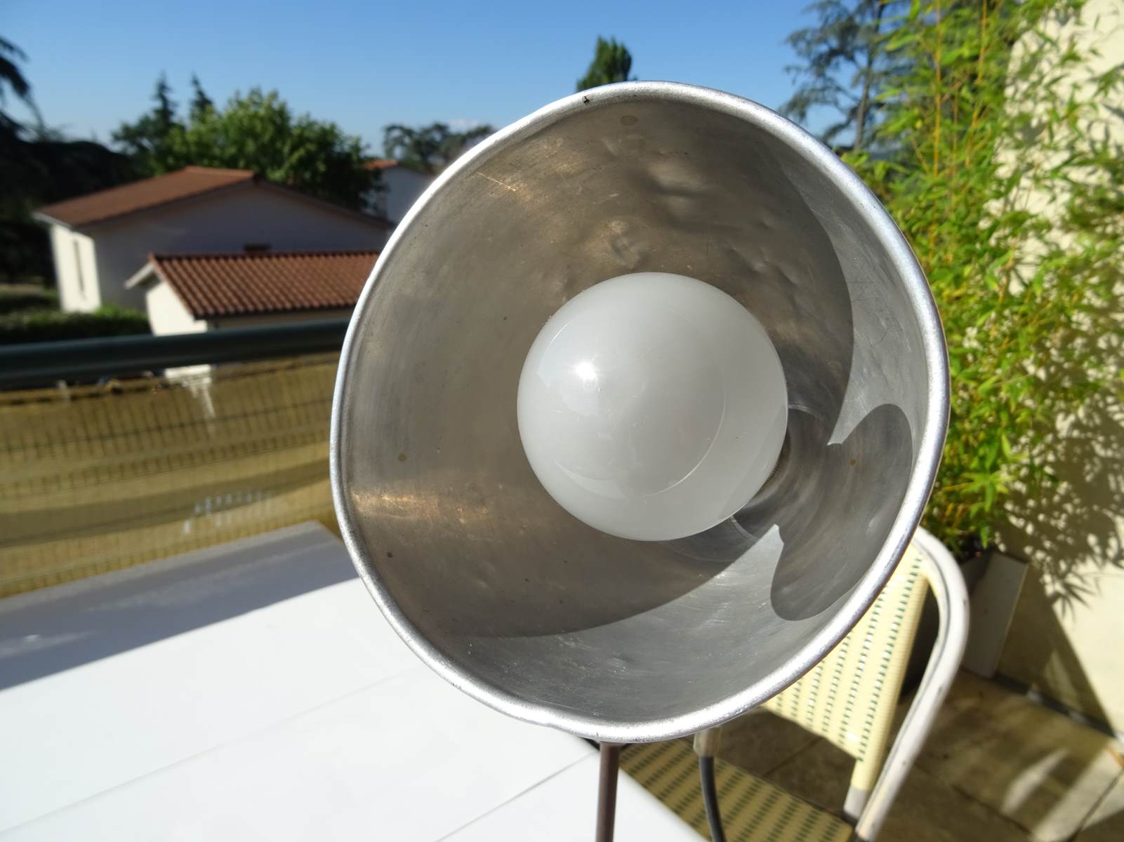 Industrial workshop lamp