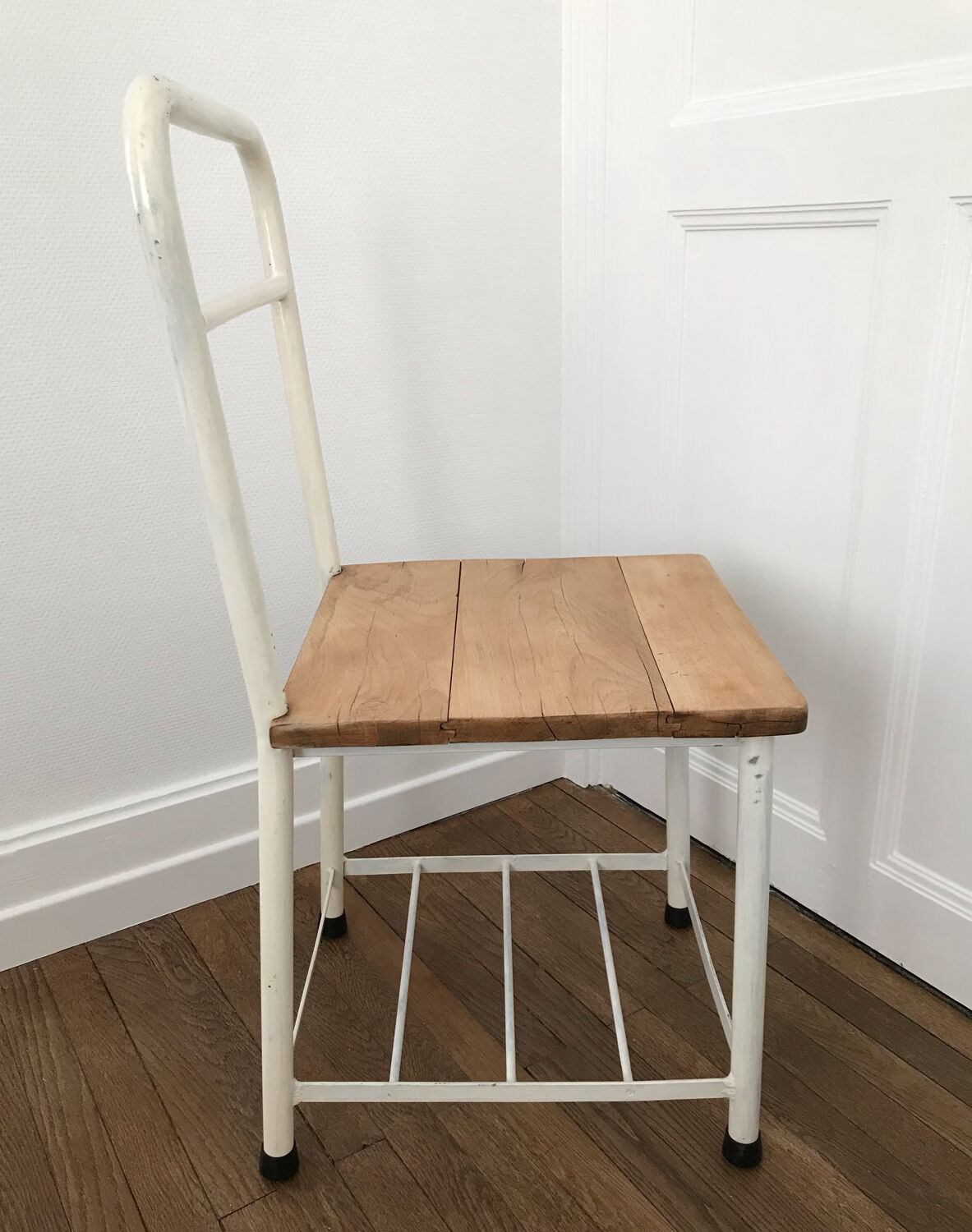 Chaise de pensionnat