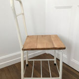 Chaise de pensionnat