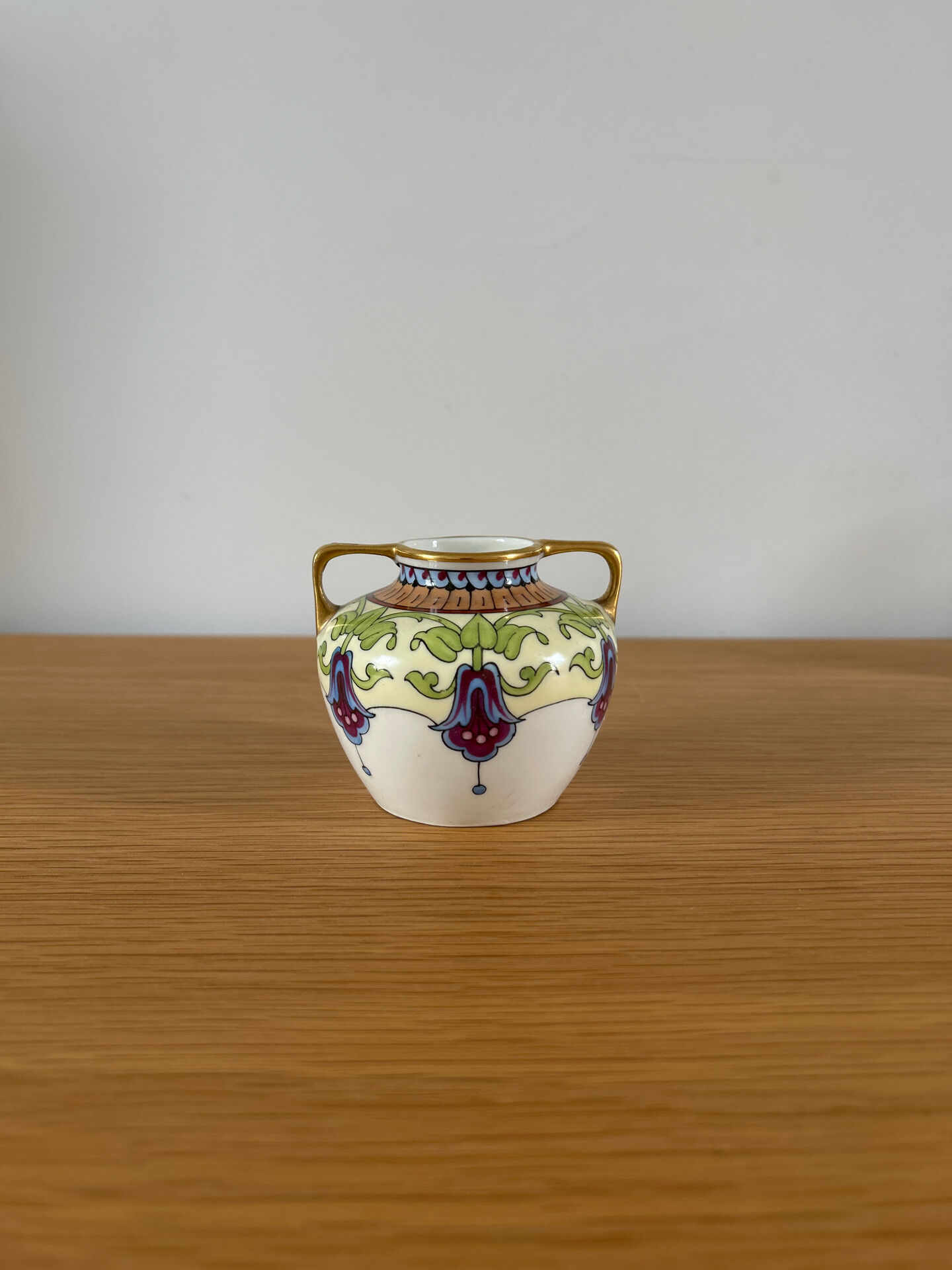 Vase Paul Hat porcelaine de Limoges
