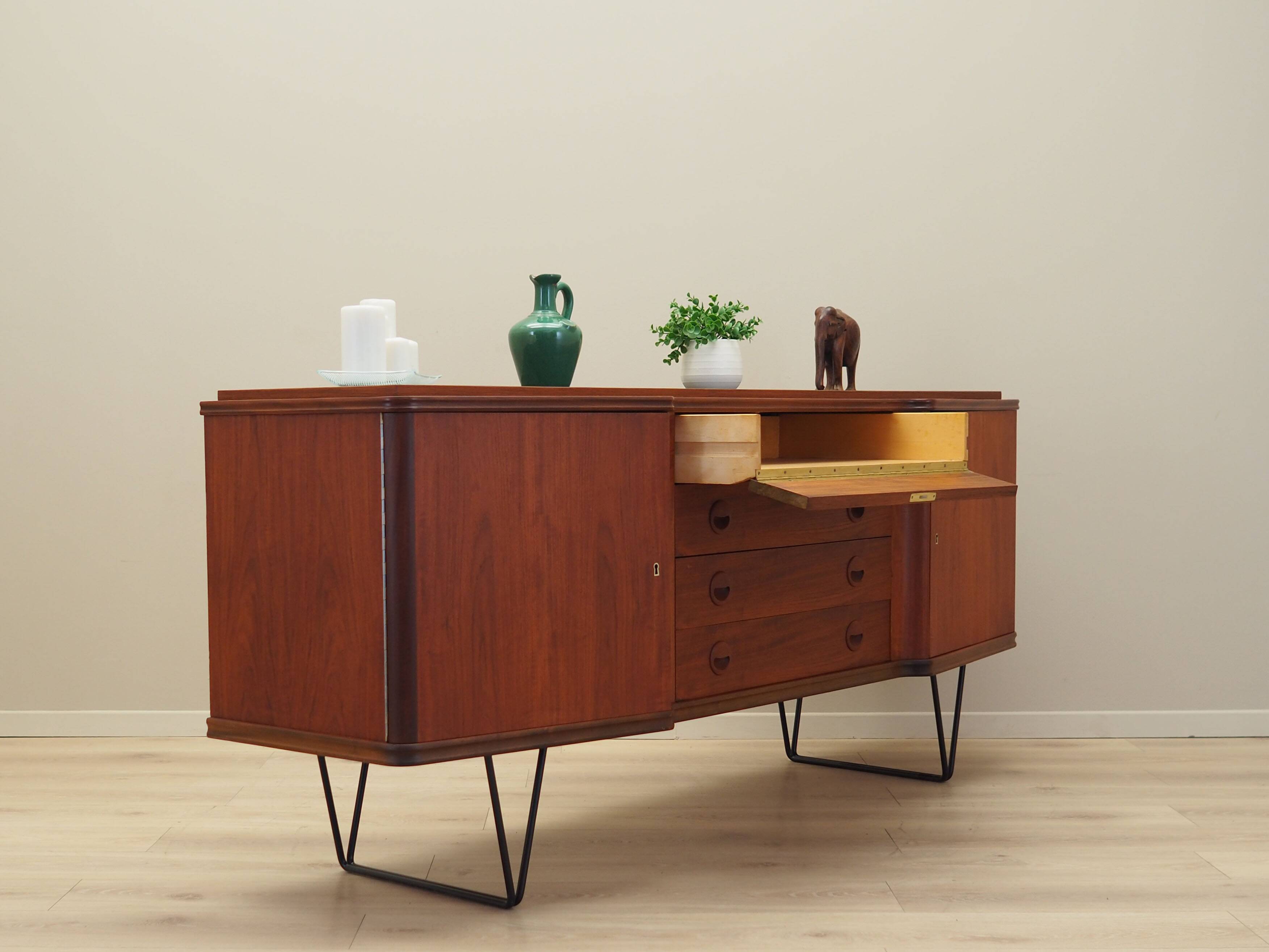 Teak sideboard, Danish design, 1970s, production: Denmark