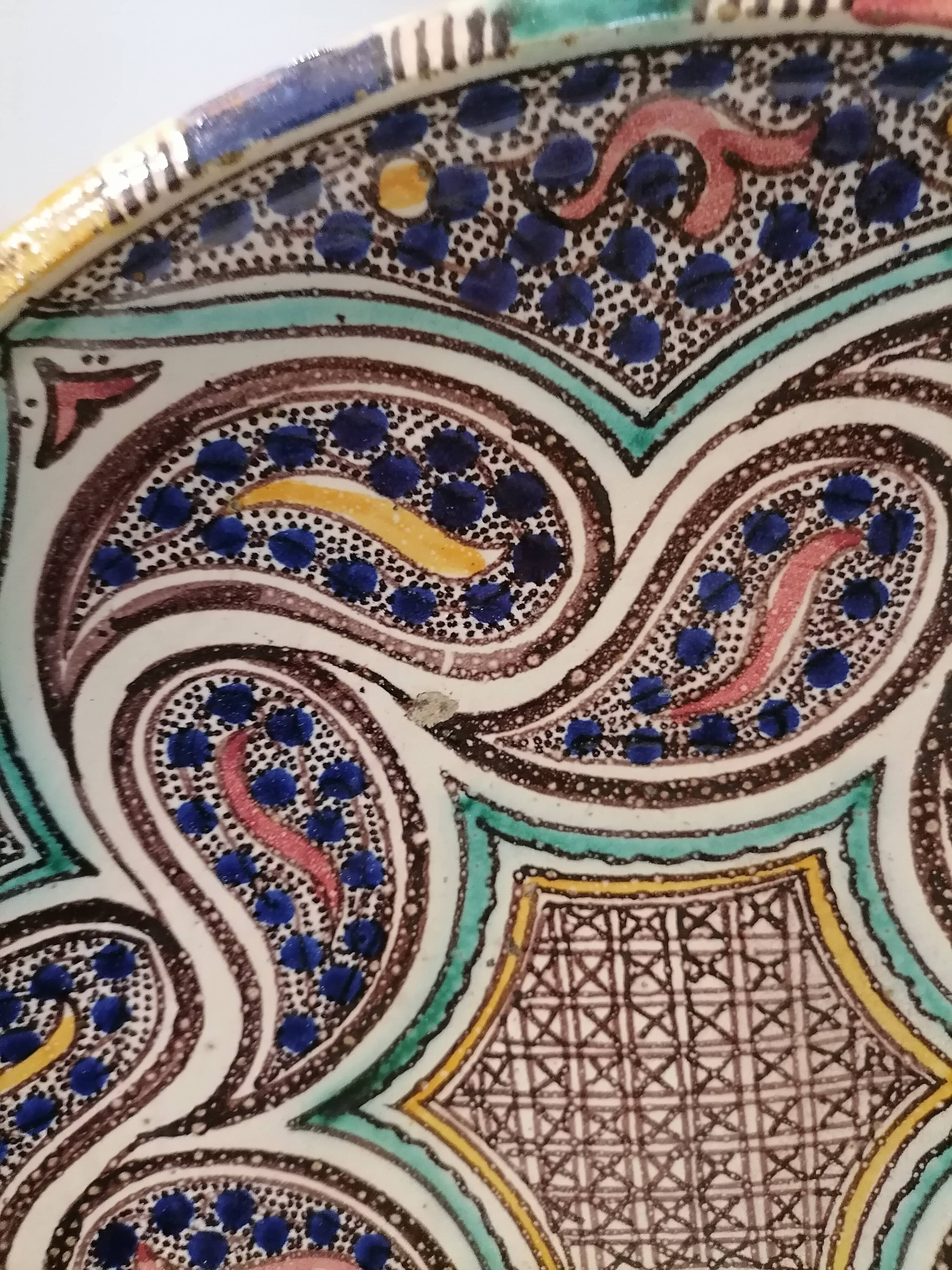 Plat céramique tunisien