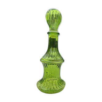 Glass decanter