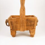 Cache pot indien d'éléphant en bois années 40