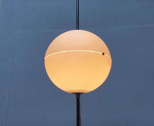 Lampe sur pied globe ère spatiale du milieu du siècle