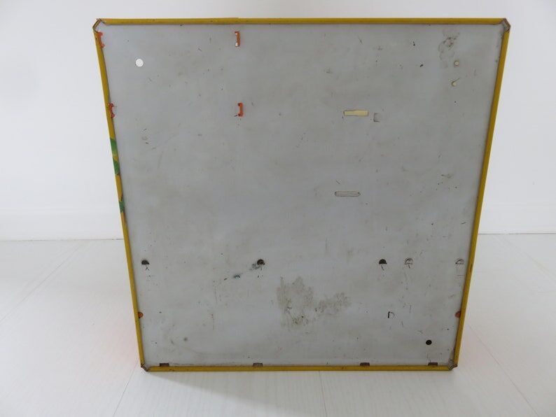 Kitchen doll, child in tole 70s