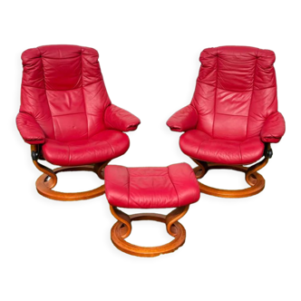 Pair of armchairs Ekornes and ottoman