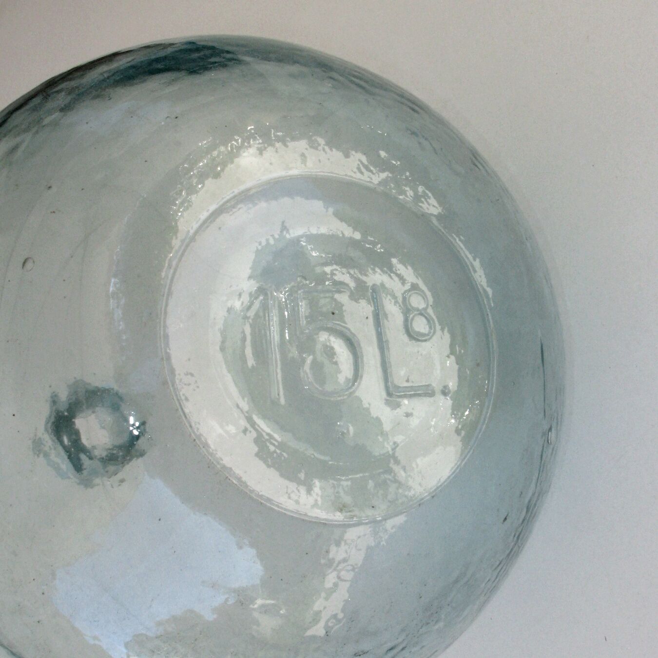 Dame Jeanne 15L pale green - Old Bottle very clean glass