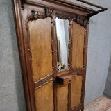 Large coat rack in Louis XV style, made of walnut and elm burl.