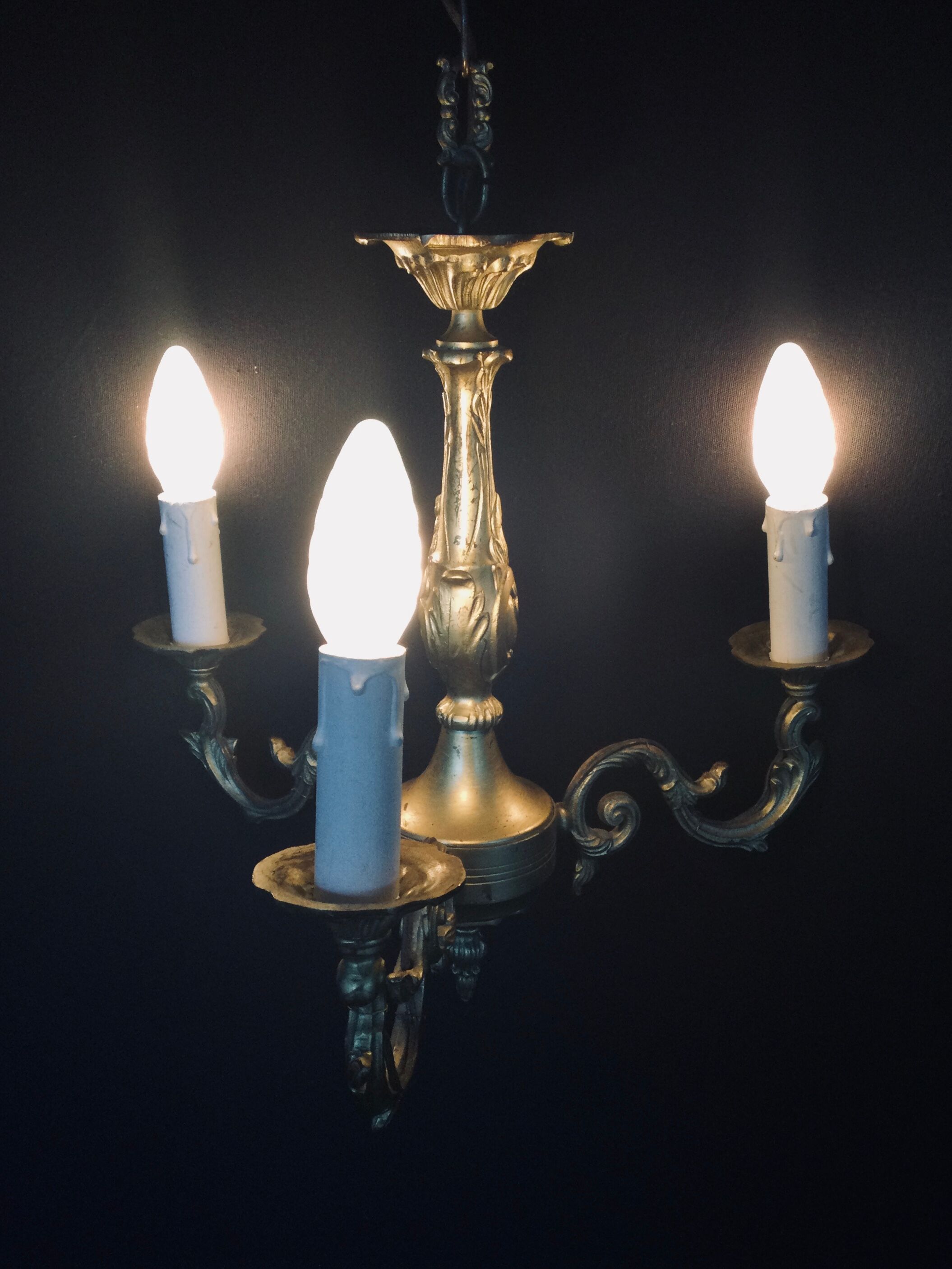 Bronze chandelier 3 lights