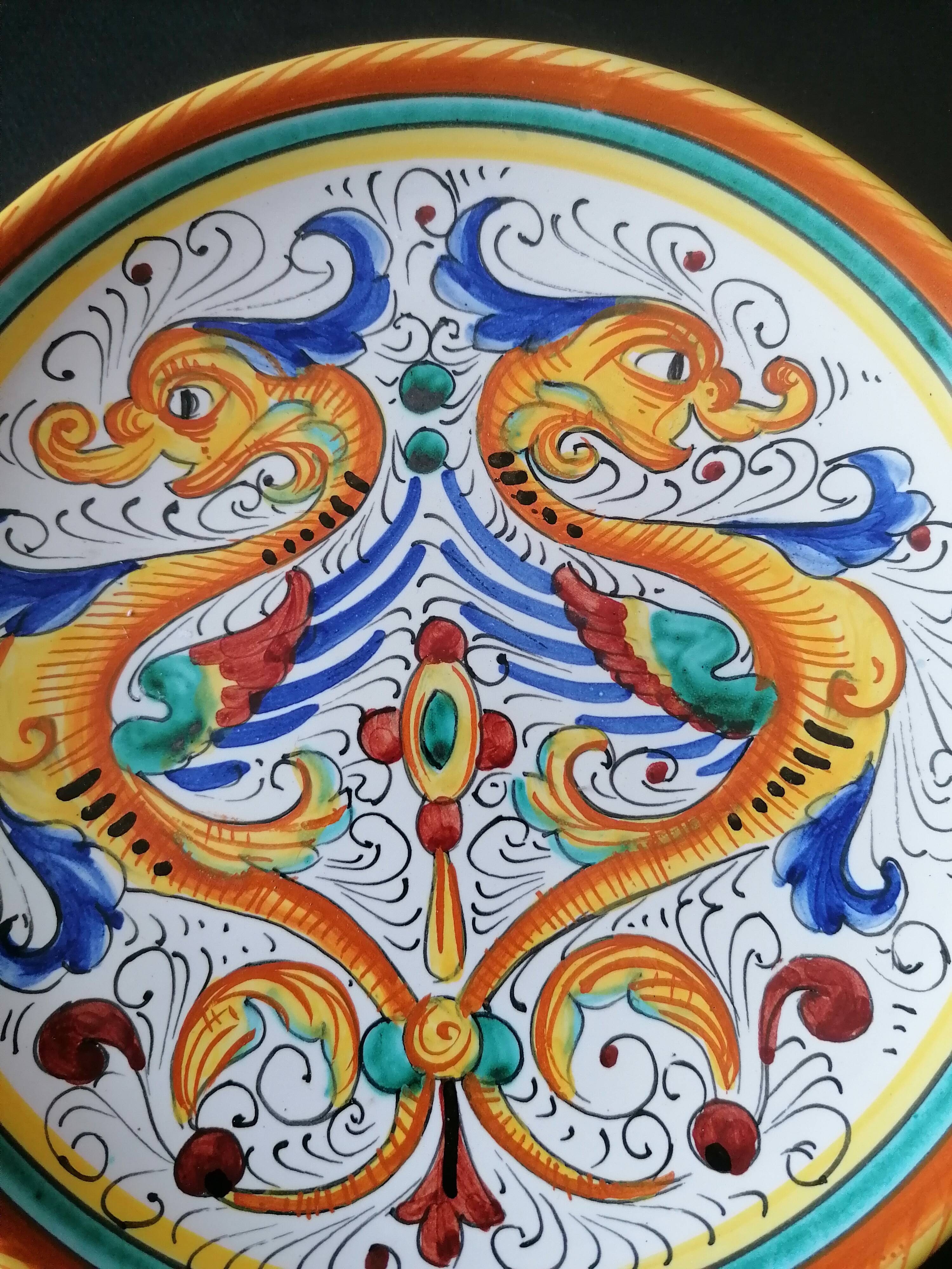 Raffaellesco plate from Deruta