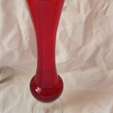 Soliflore vase in red glass and transparent foot