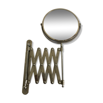 Extendable wall mirror