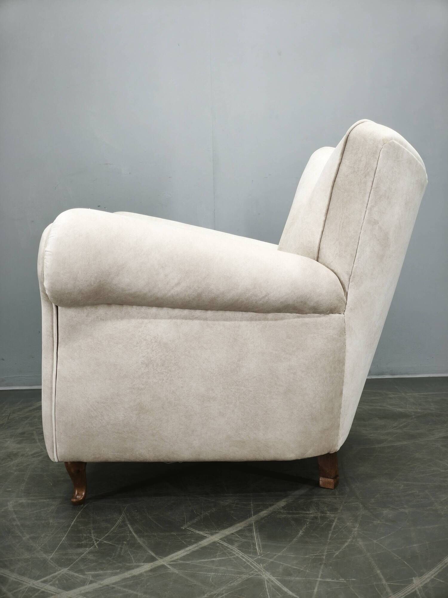 Italian Lounge Armchair in Beech Wood, Newly Upholstered, 1950s