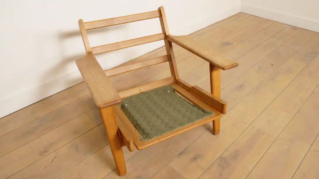 Vintage armchair | Hans Wegner | Oak | model GE290