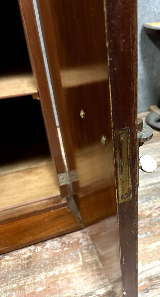 Bureau de centre époque Art Déco en noyer et ronce de noyer vers 1940