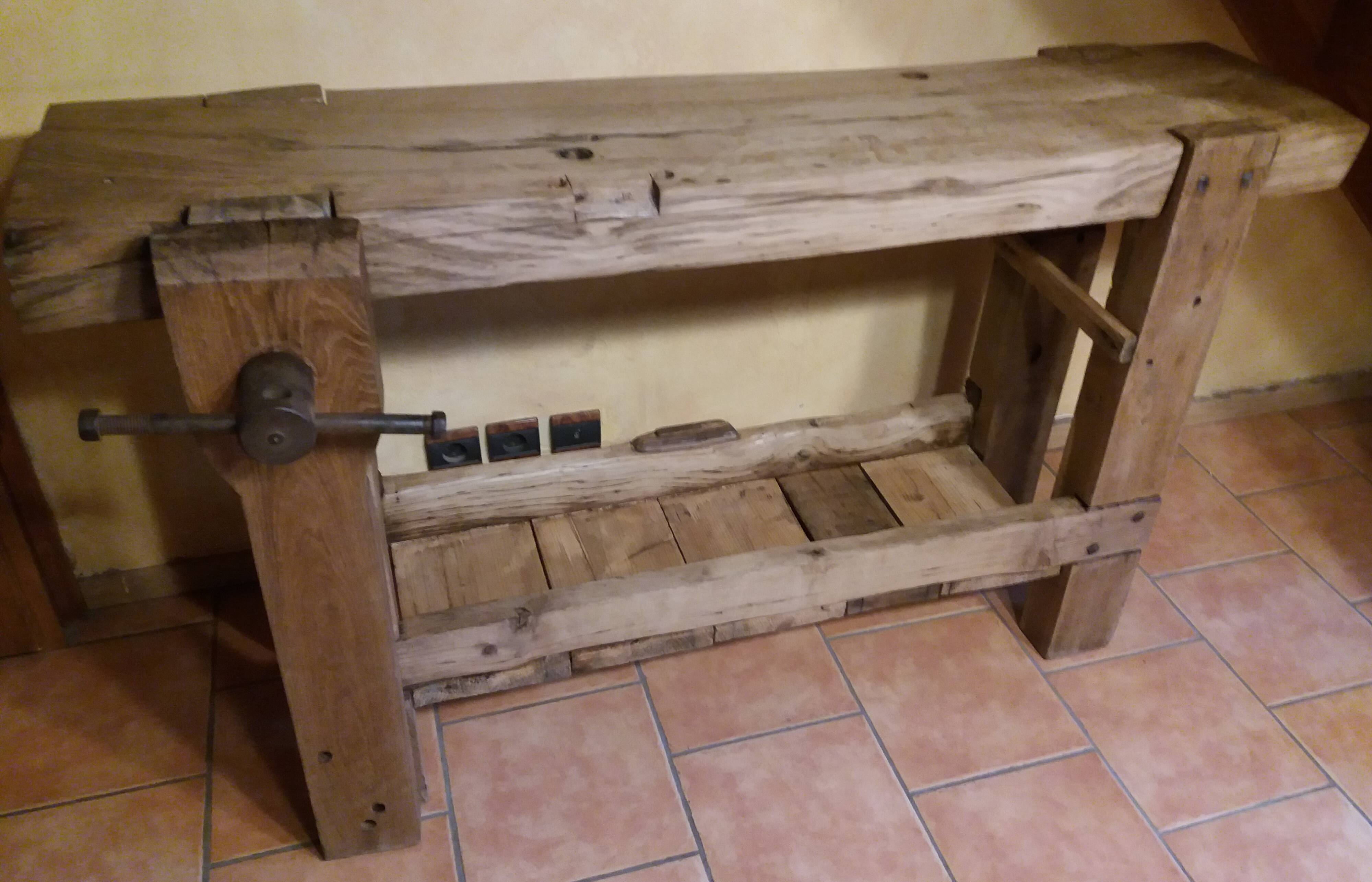 Antique Burgundian workbench in light oak