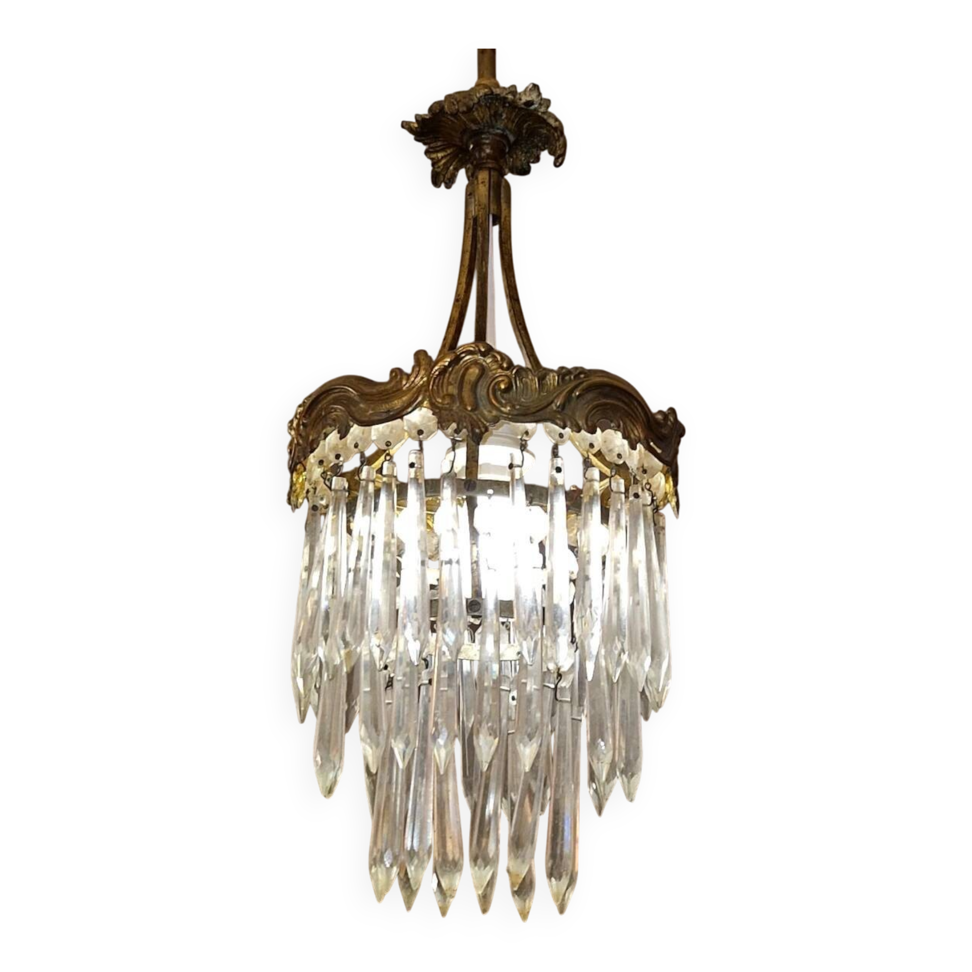 Chandelier with pendants