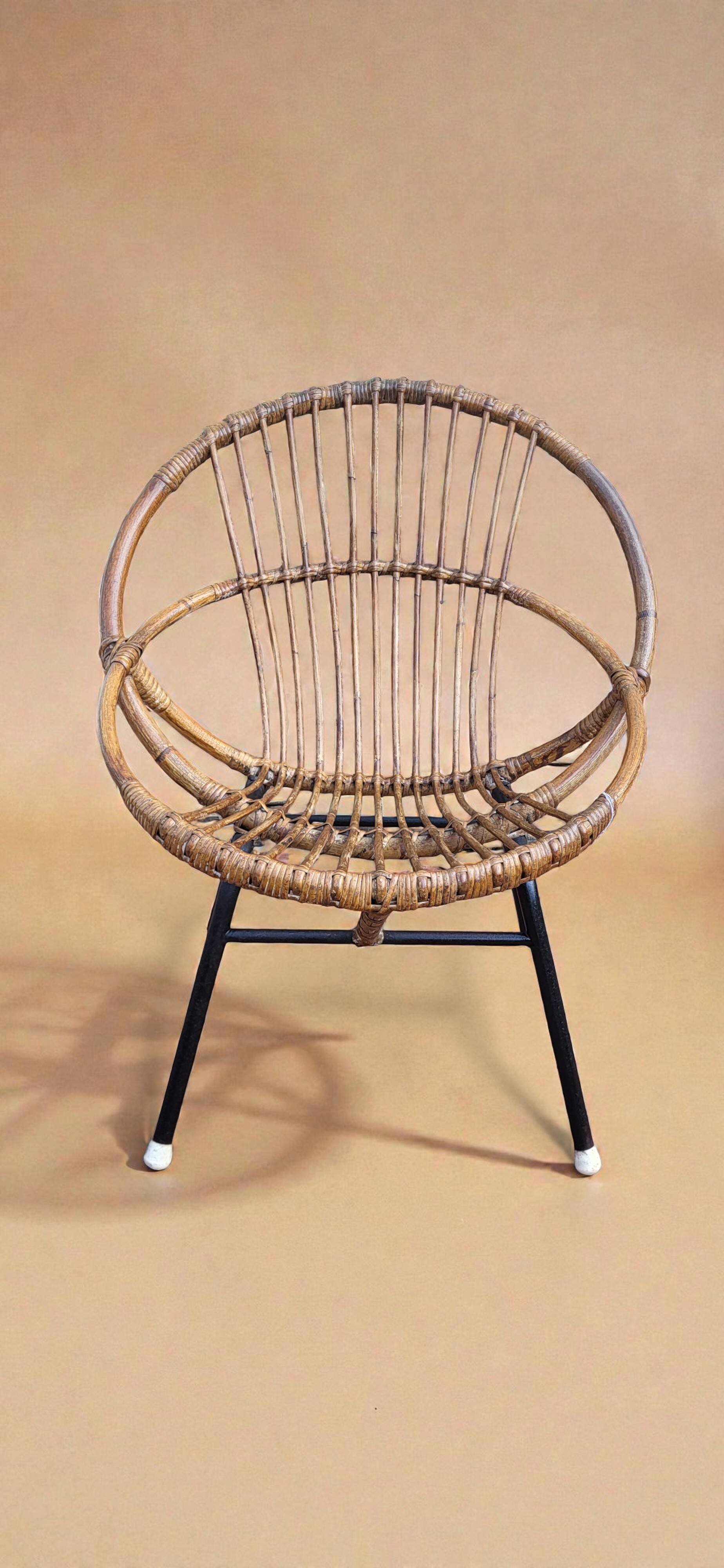 Rattan shell chair