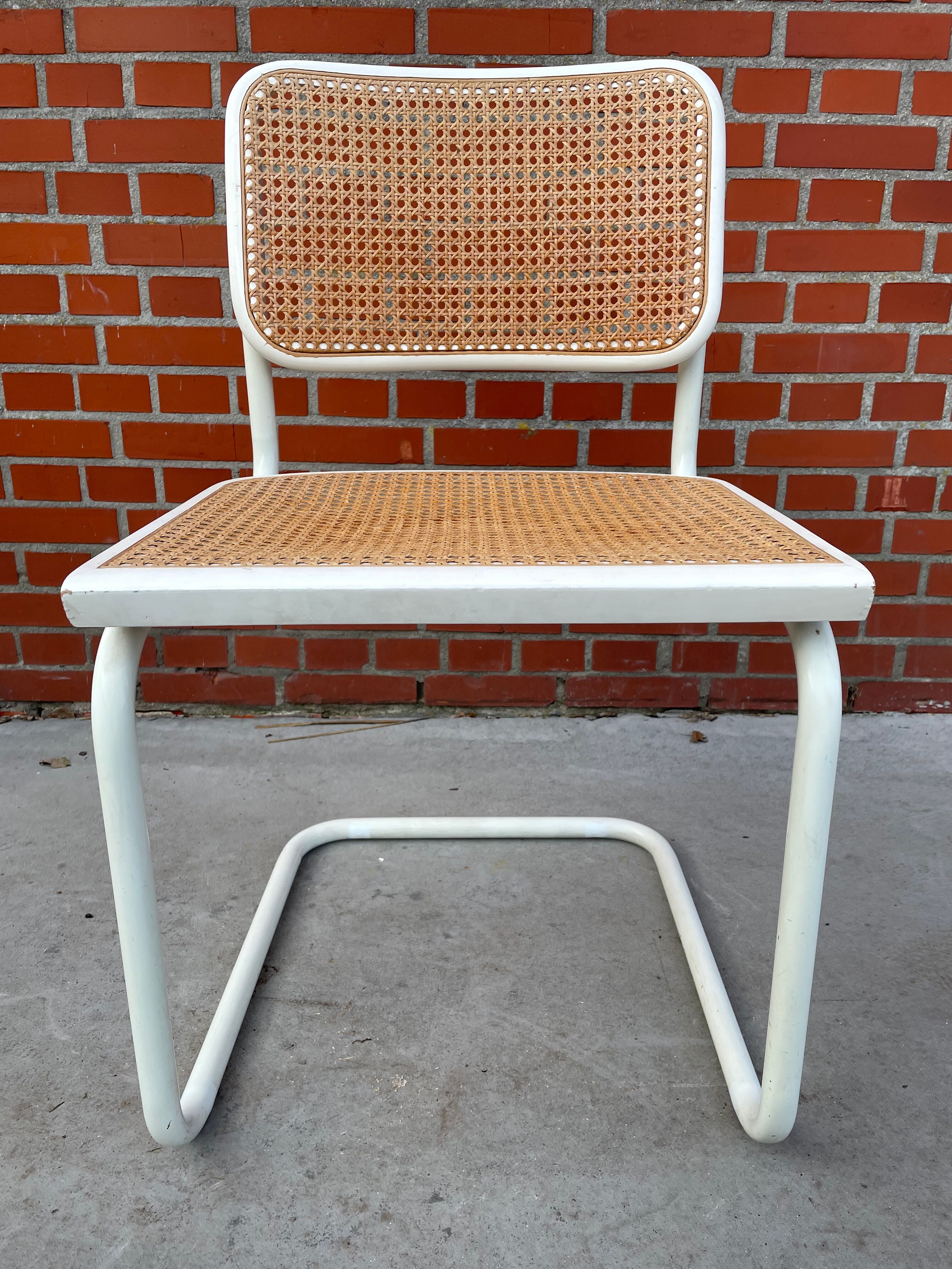 Cesca chair b32 model design Marcel Breuer