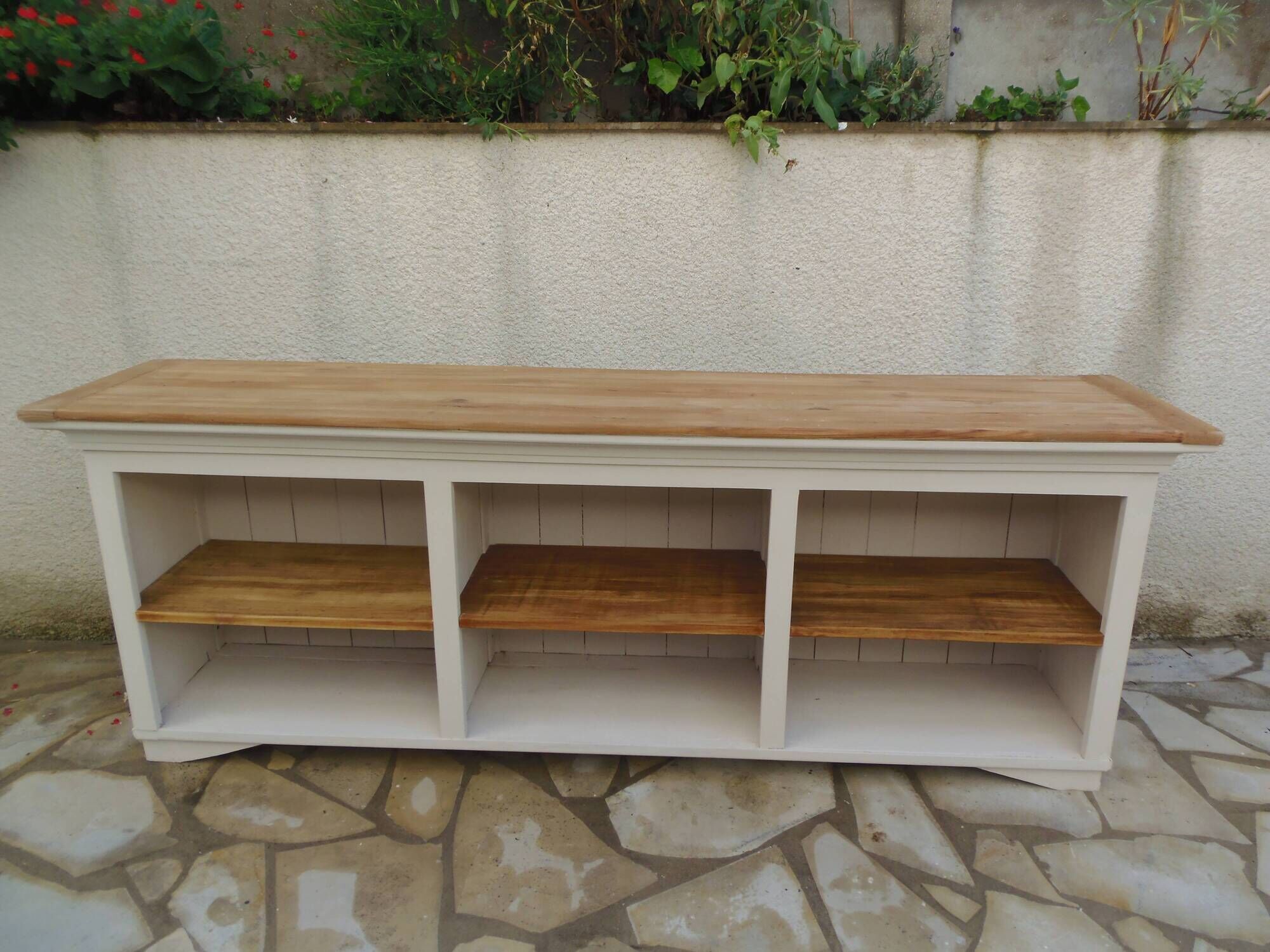 Craft furniture enhanced in pearl gray, shelves and top in raw wood.