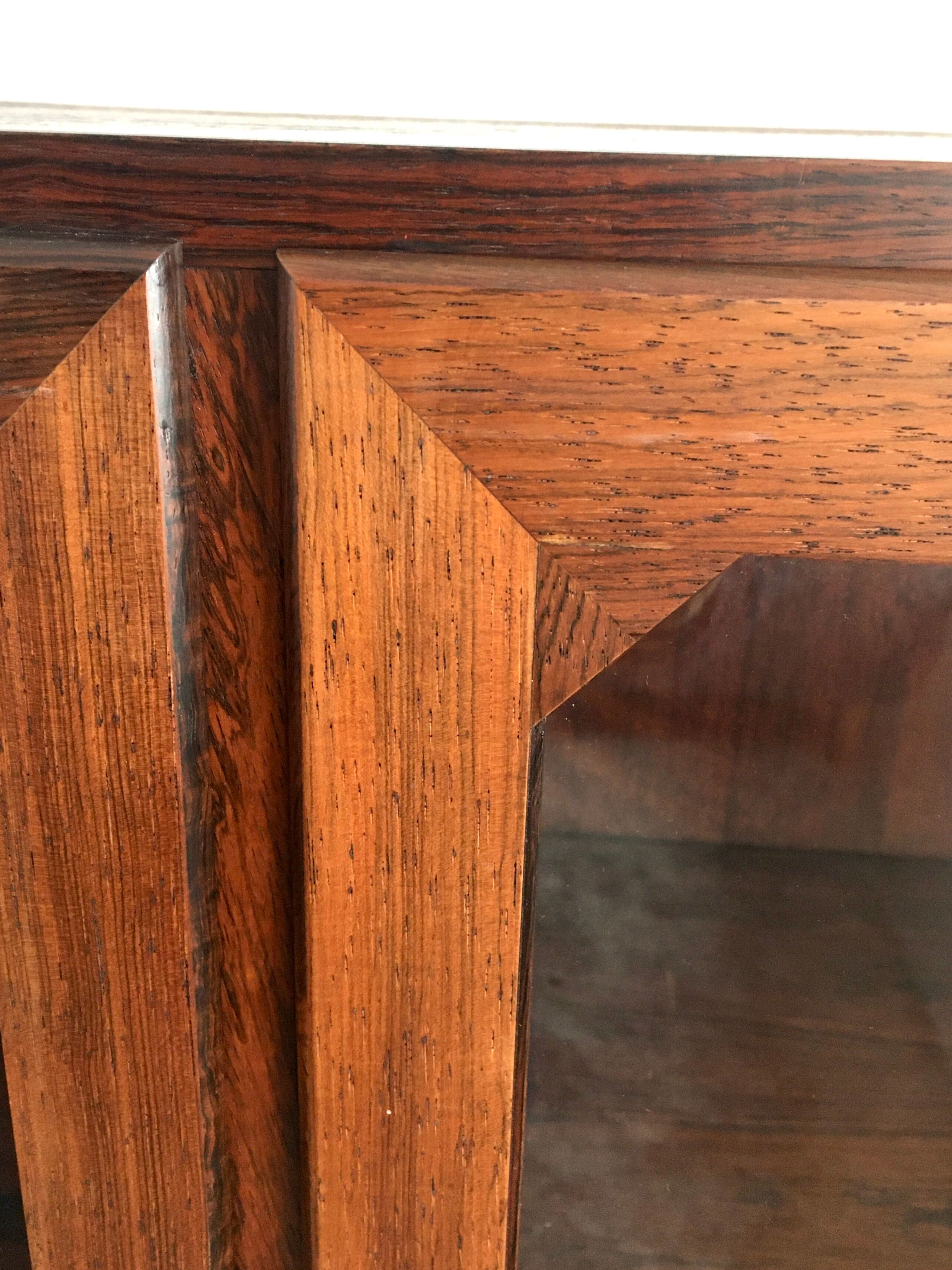 Scandinavian bookcase 60