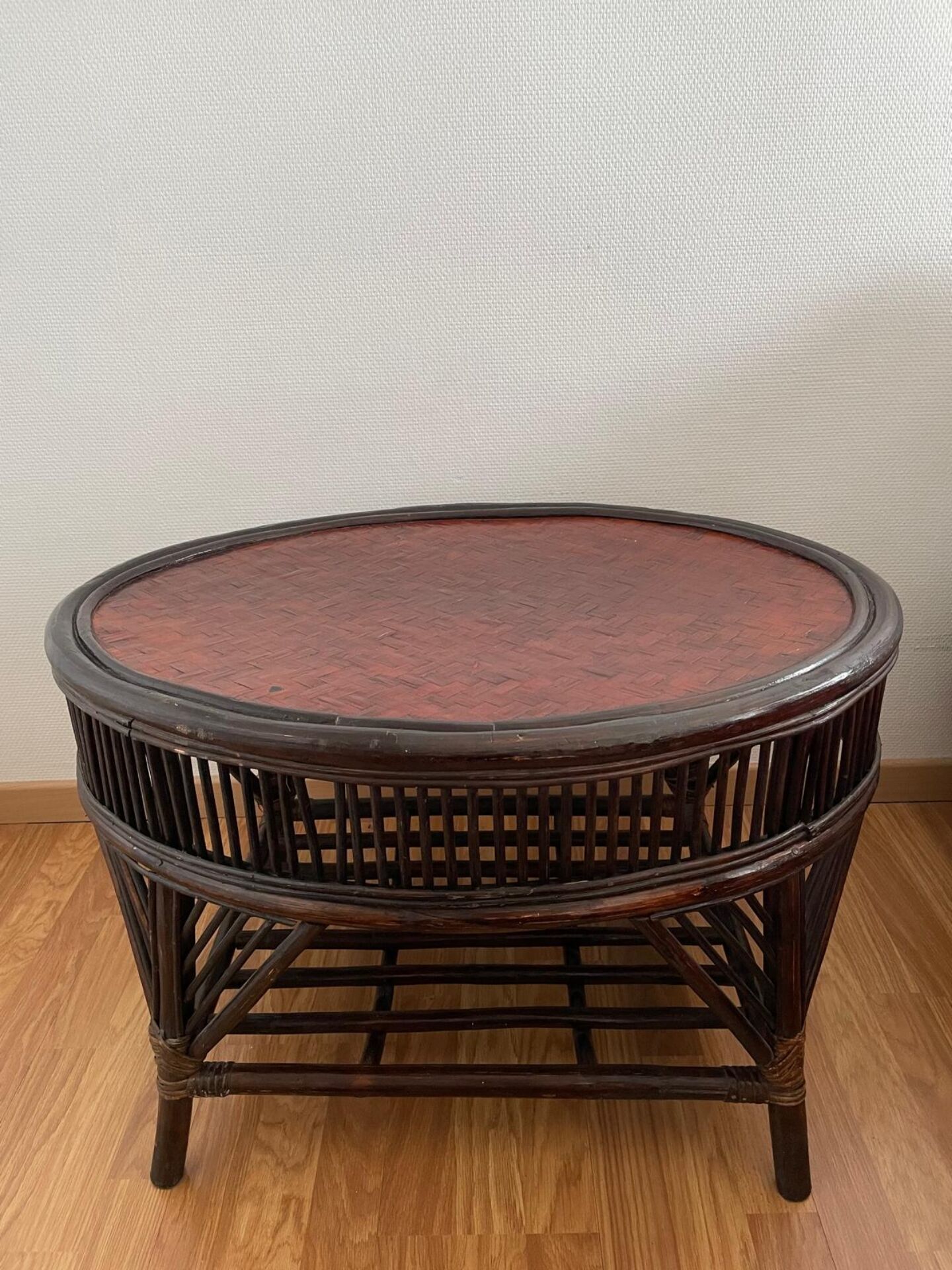 Table basse coloniale rotin et osier