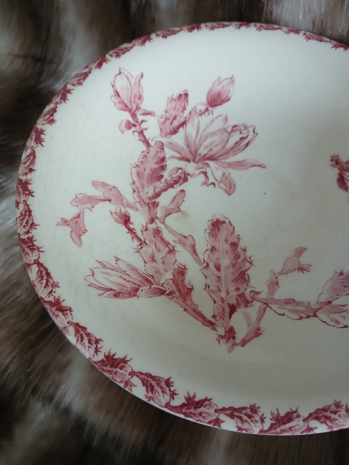 Antique compote dish in Gien ironstone.