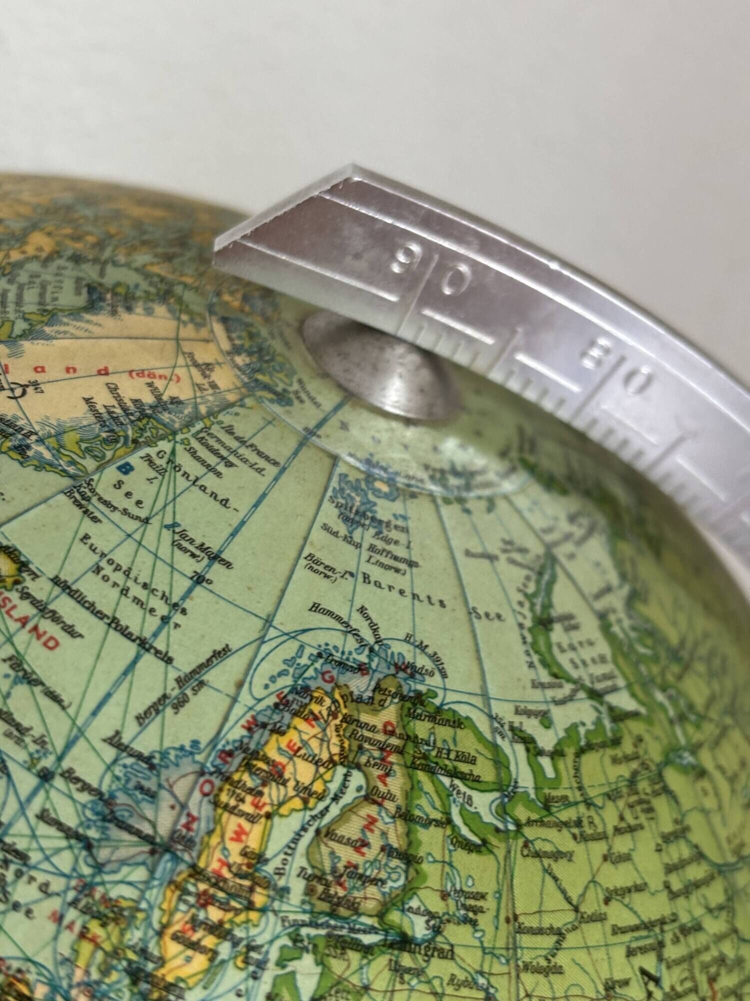Vintage 1960 terrestrial globe JRO Verlag world map German - 35 cm